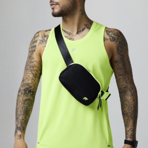Fabletics The Belt Bag in Black & Neon Spark One Size Unisex NWT - Picture 5 of 9